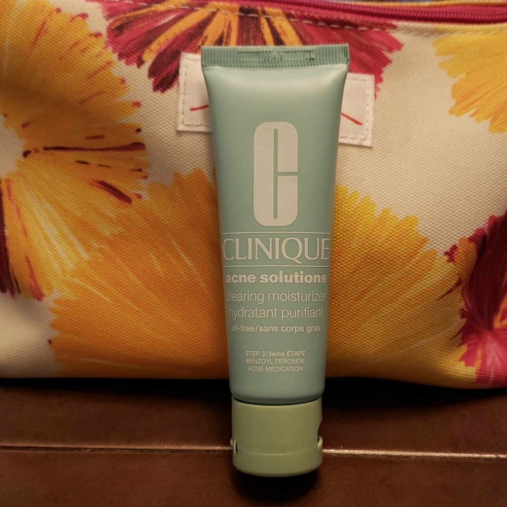 Clinique Acne Clearing Moisturizer